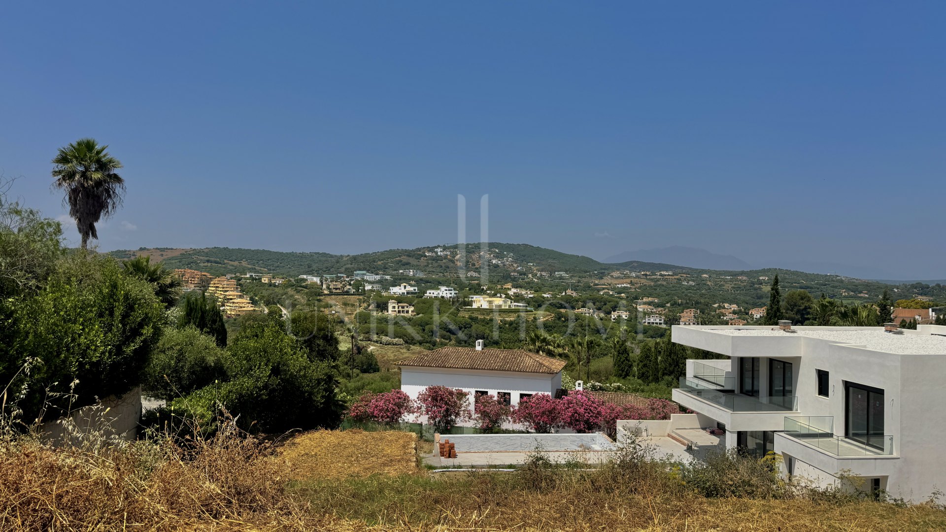 Plot with Panoramic Views to the Lake and Golf in Sotogrande Alto – F Zone