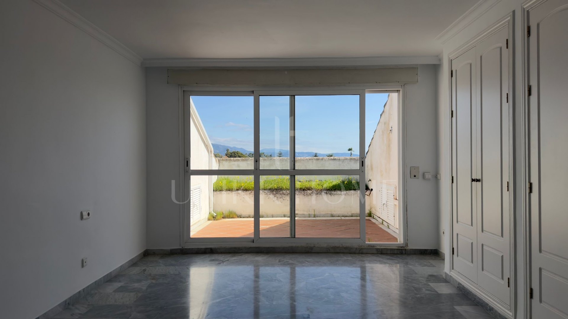 Exceptional Five-Bedroom Duplex Penthouse in Guadalmina Baja