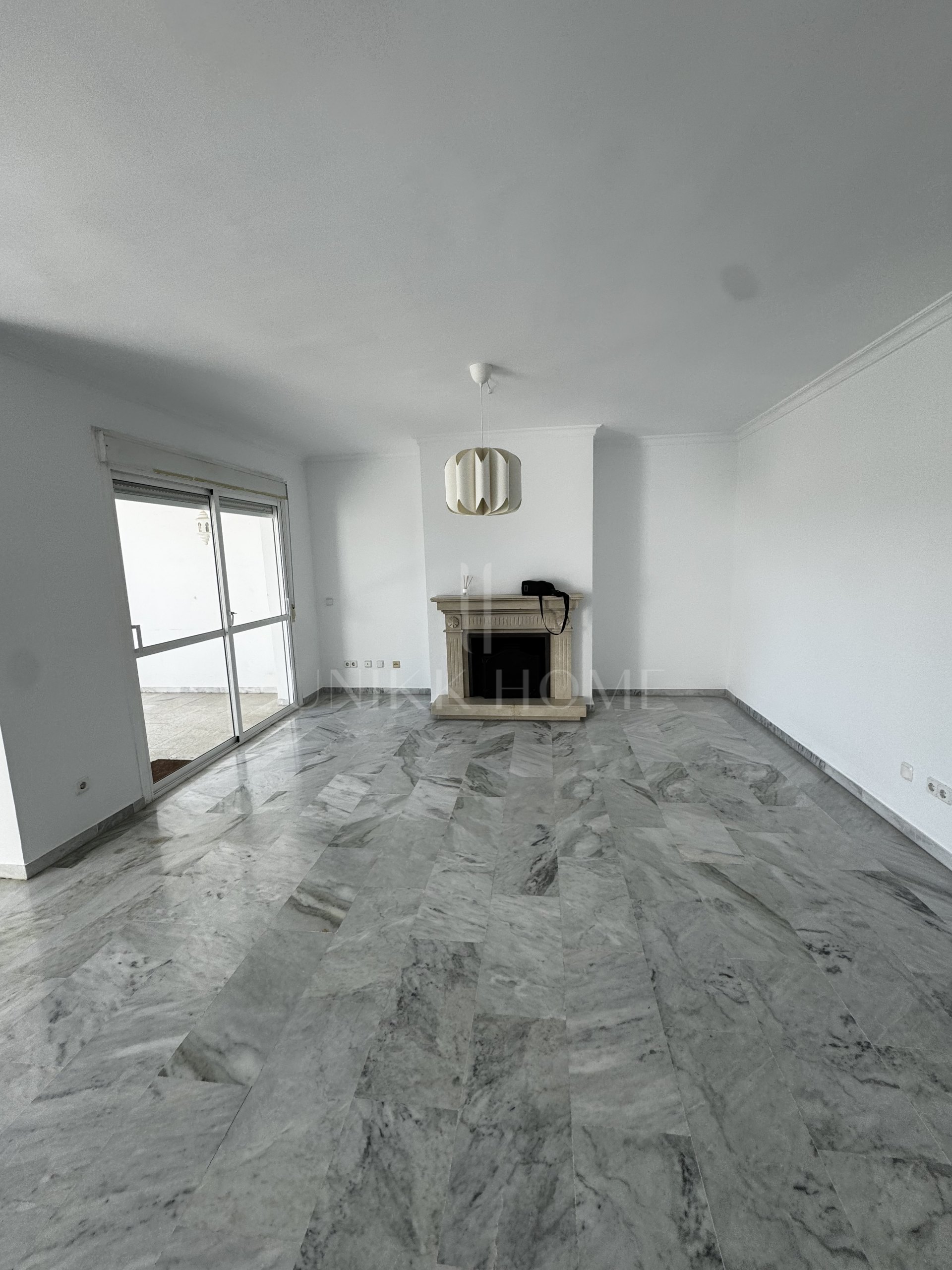 Exceptional Five-Bedroom Duplex Penthouse in Guadalmina Baja