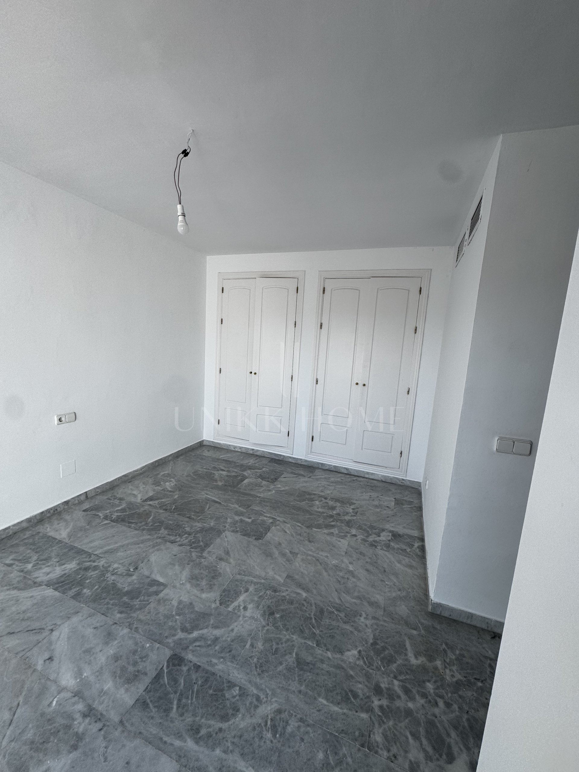 Exceptional Five-Bedroom Duplex Penthouse in Guadalmina Baja