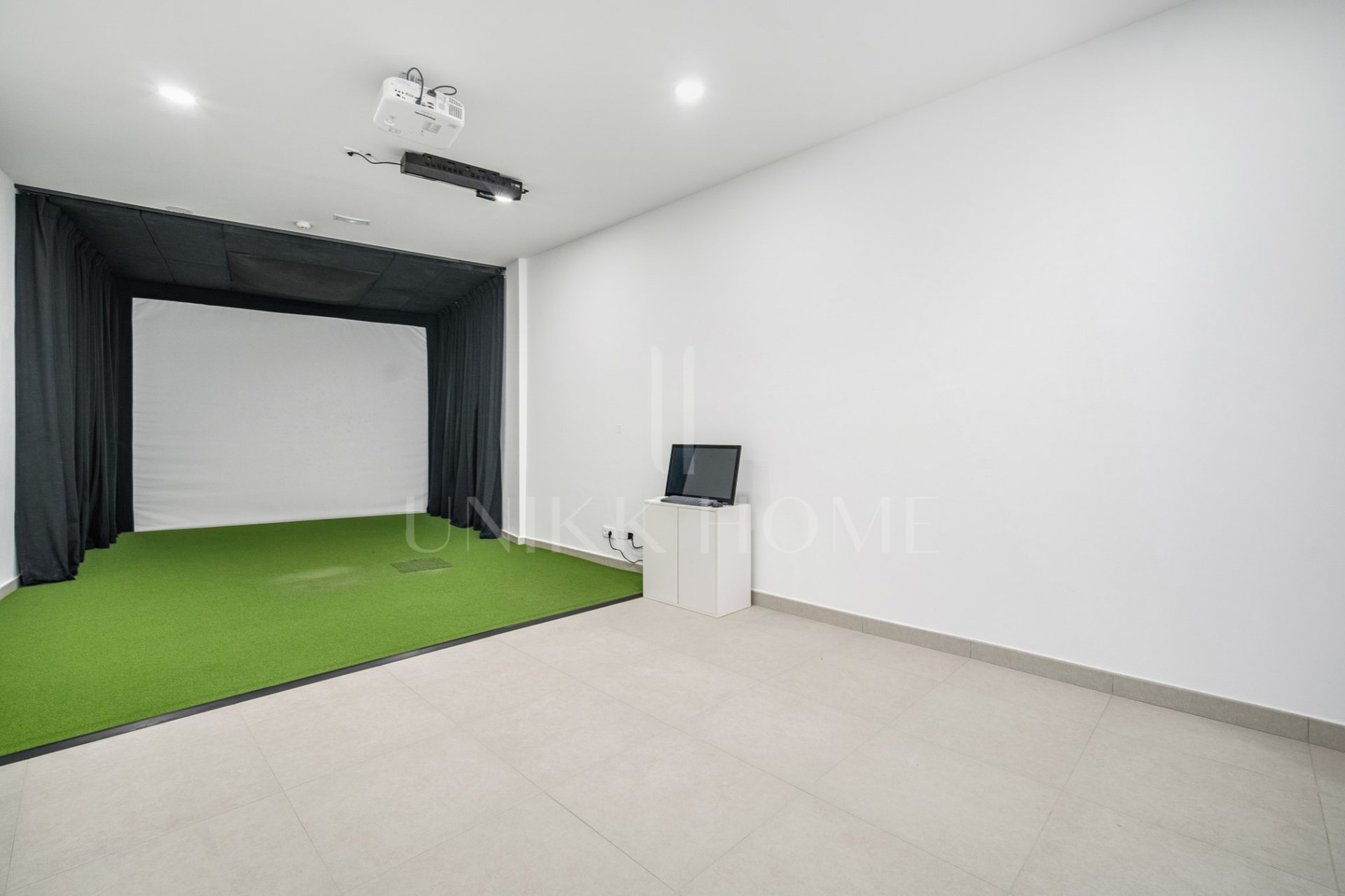 Piso deluxe con piscina privada y vista al mar