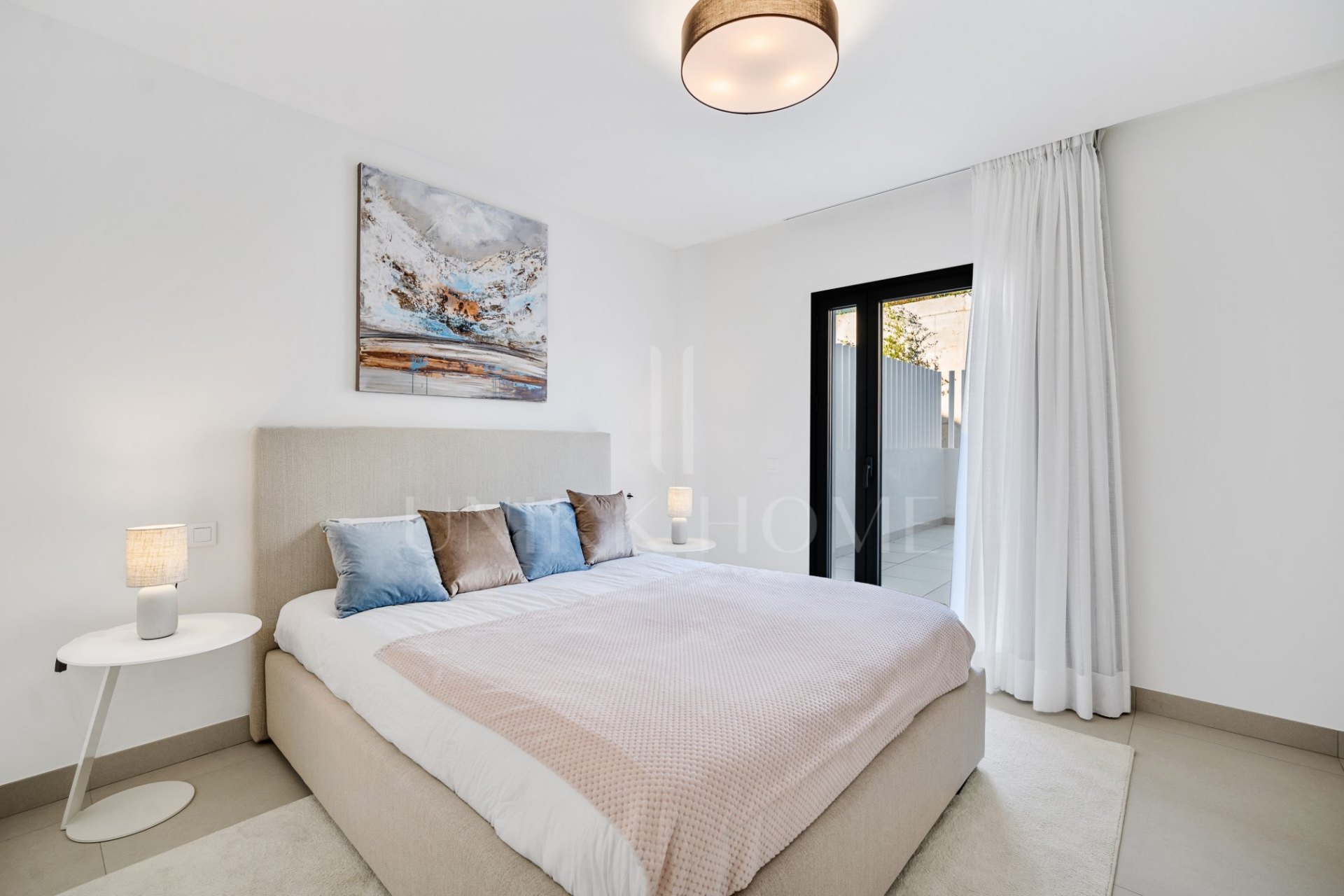 Piso deluxe con piscina privada y vista al mar