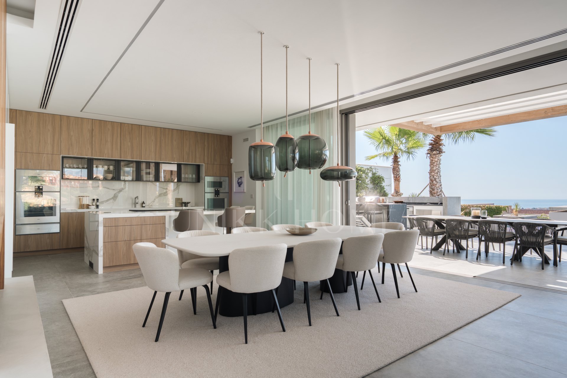 Introducing The Hills 10, perched on the hills of La Quinta within the exclusive gated community of El Herrojo Alto.