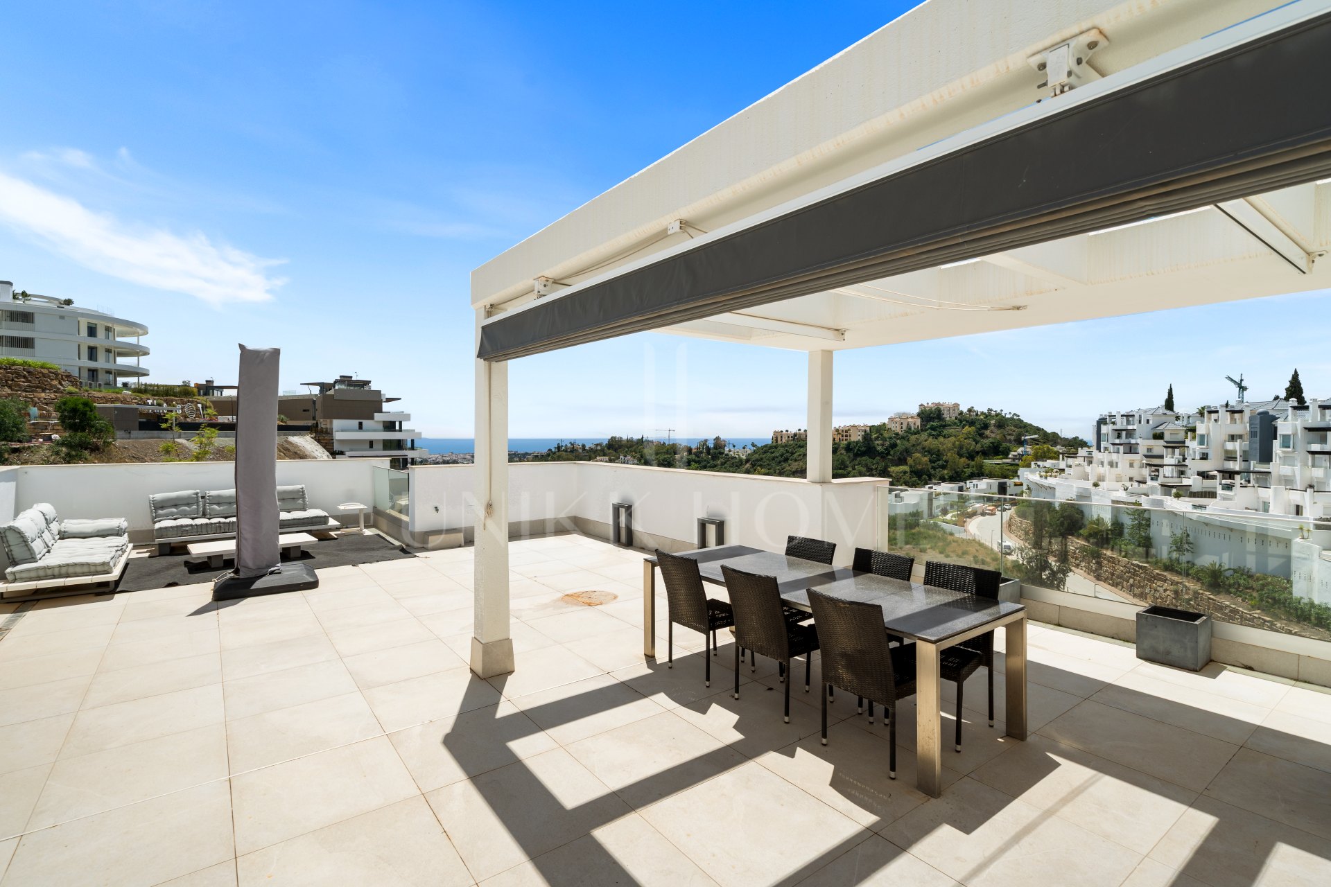 Penthouse for sale in Alborada Homes, Benahavis