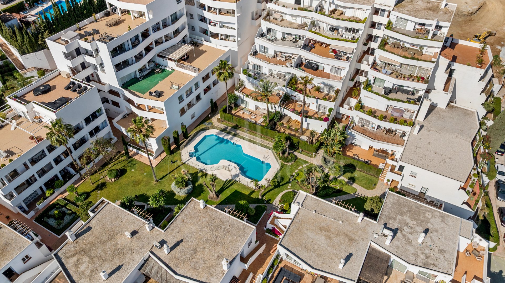 Apartamento en venta en Nueva Andalucia, Marbella (Todo)