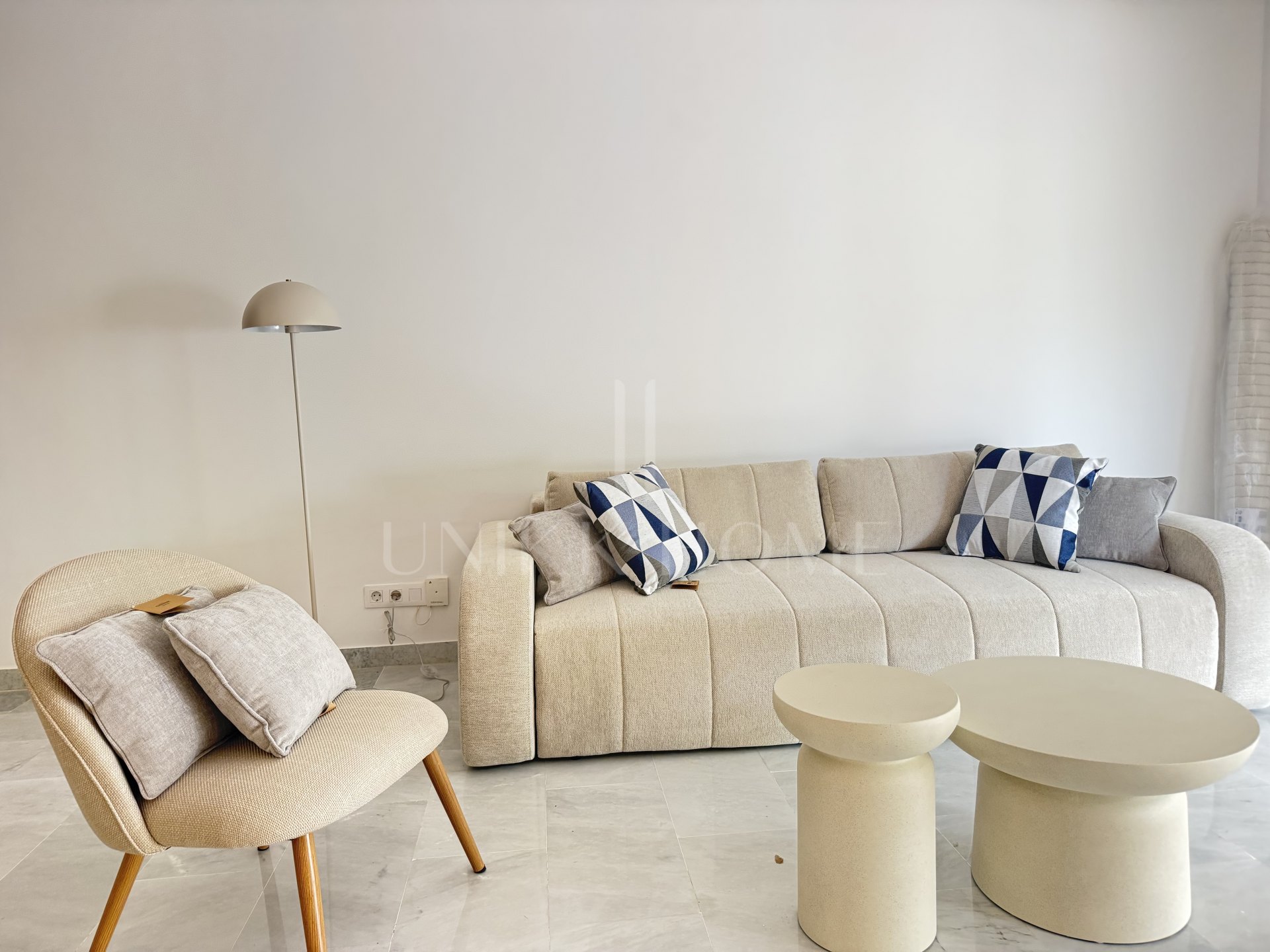 Luxury apart in Alhambra del golf