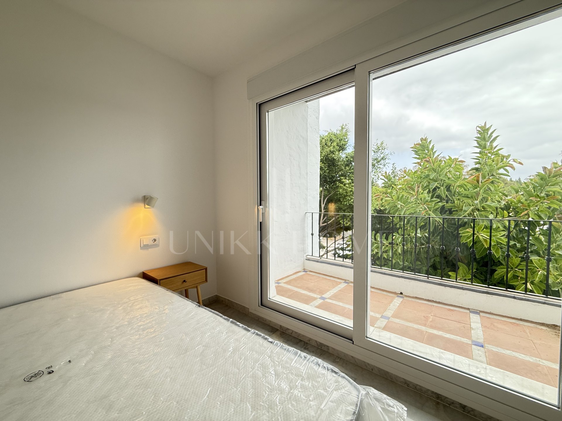 Luxury apart in Alhambra del golf