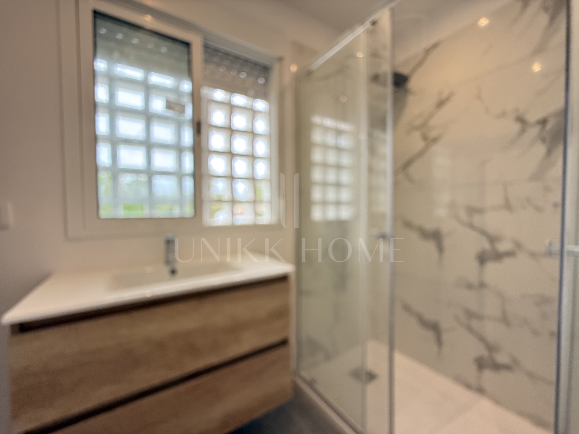Luxury apart in Alhambra del golf