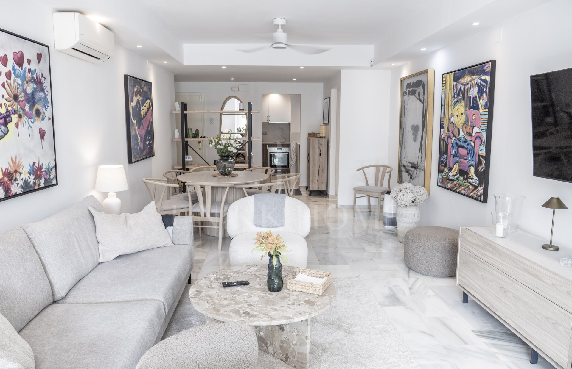 Stunning Fully Renovated Ground-Floor Apartment in Sun Gardens, El Paraíso