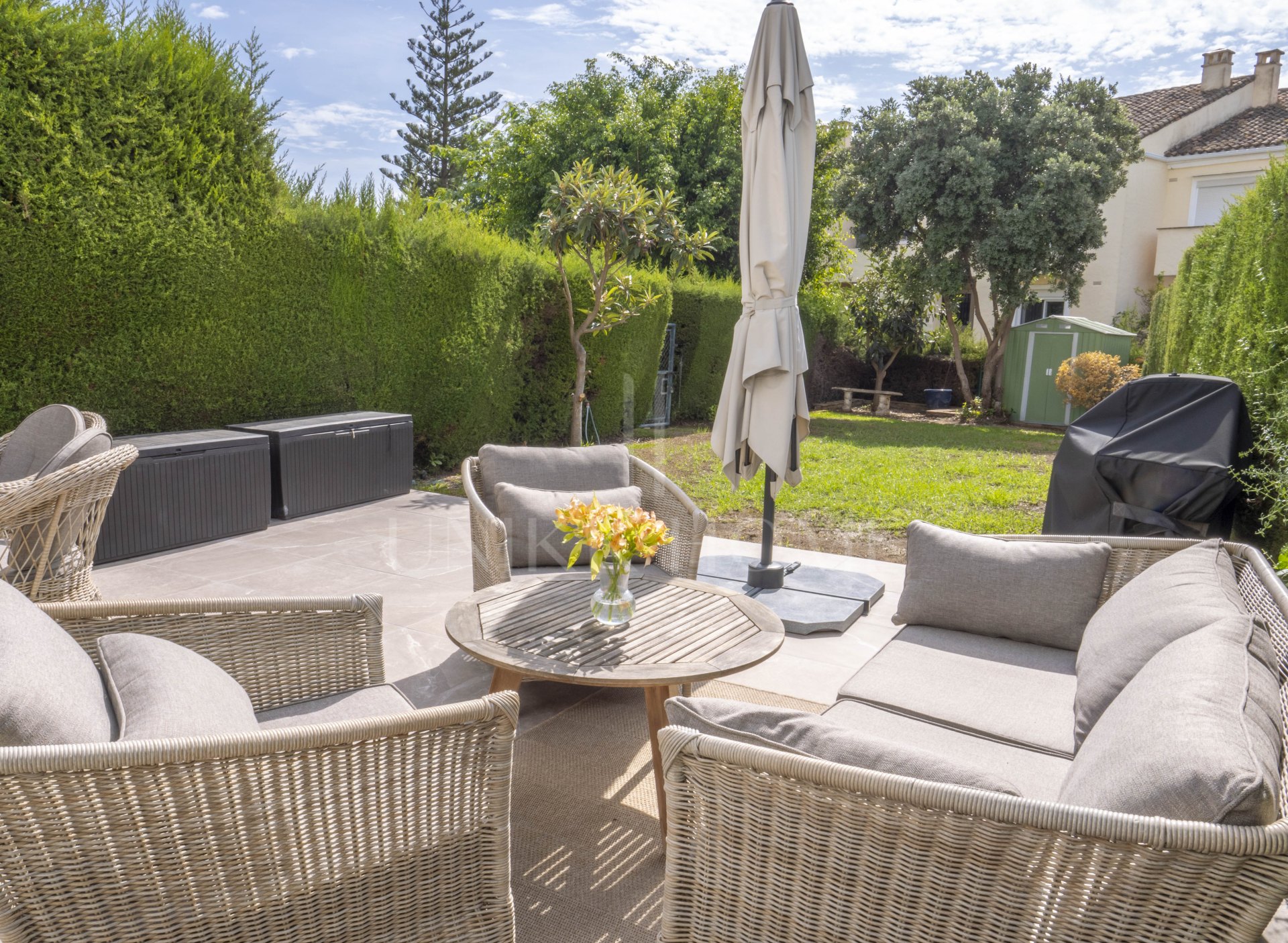 Stunning Fully Renovated Ground-Floor Apartment in Sun Gardens, El Paraíso