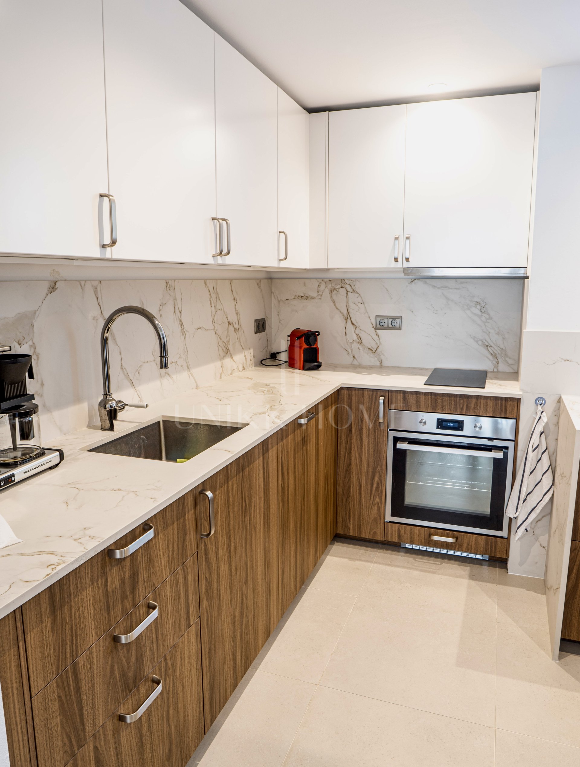 Stunning Fully Renovated Ground-Floor Apartment in Sun Gardens, El Paraíso