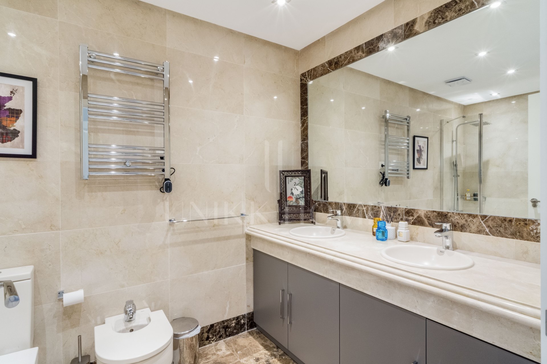 Elegante Villa Semi de 4 dormitorios en Azata Golf, Estepona Vistas