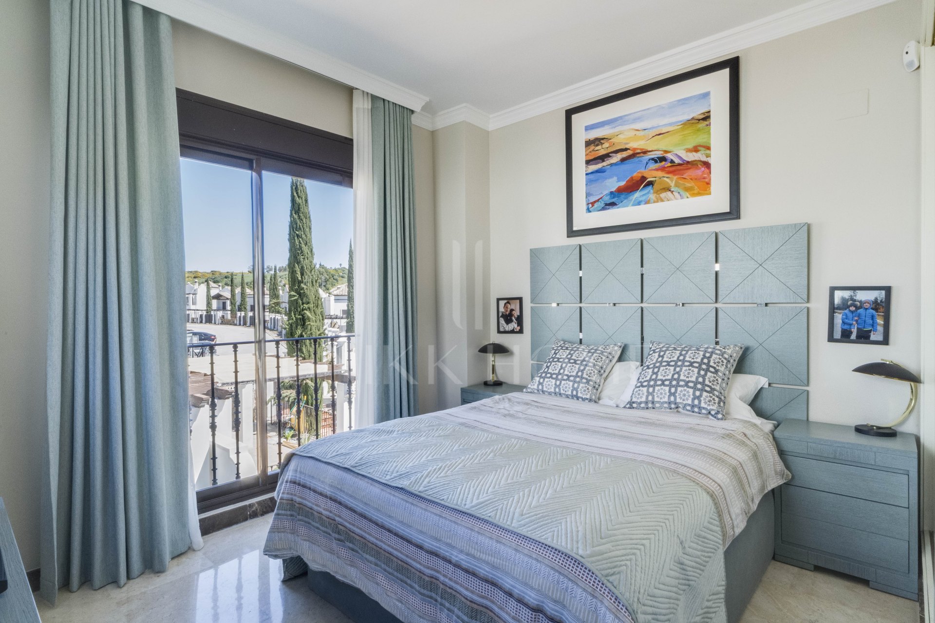 Elegante Villa Semi de 4 dormitorios en Azata Golf, Estepona Vistas