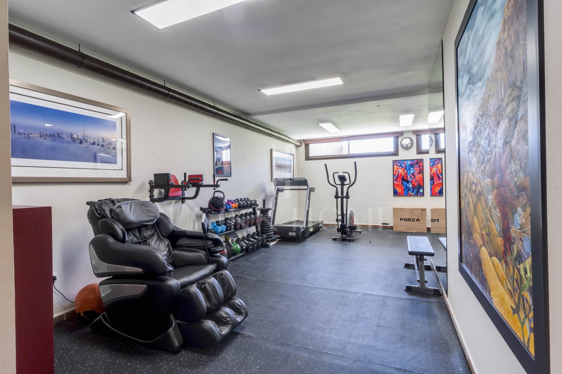 Elegante Villa Semi de 4 dormitorios en Azata Golf, Estepona Vistas