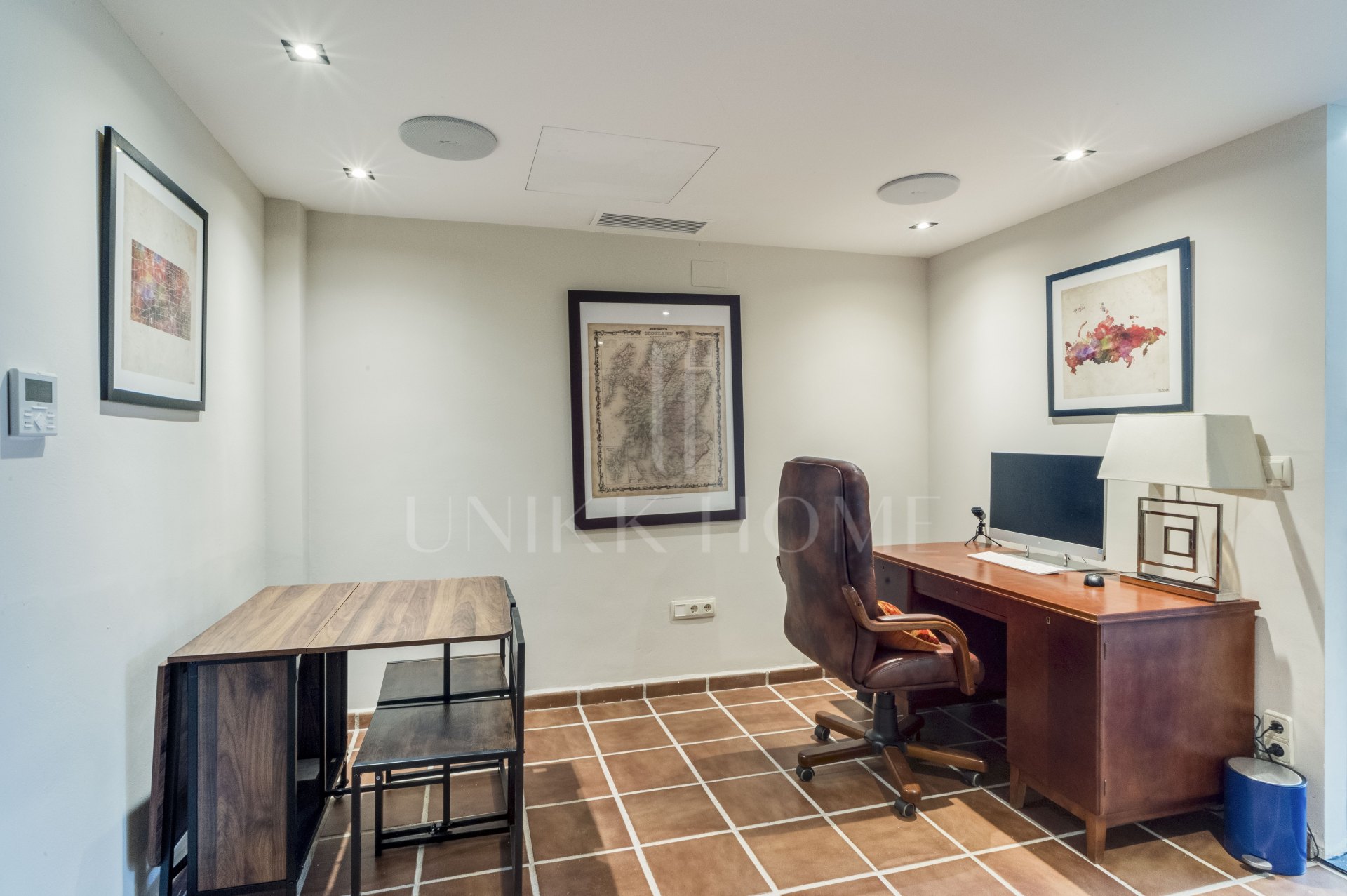 Elegante Villa Semi de 4 dormitorios en Azata Golf, Estepona Vistas