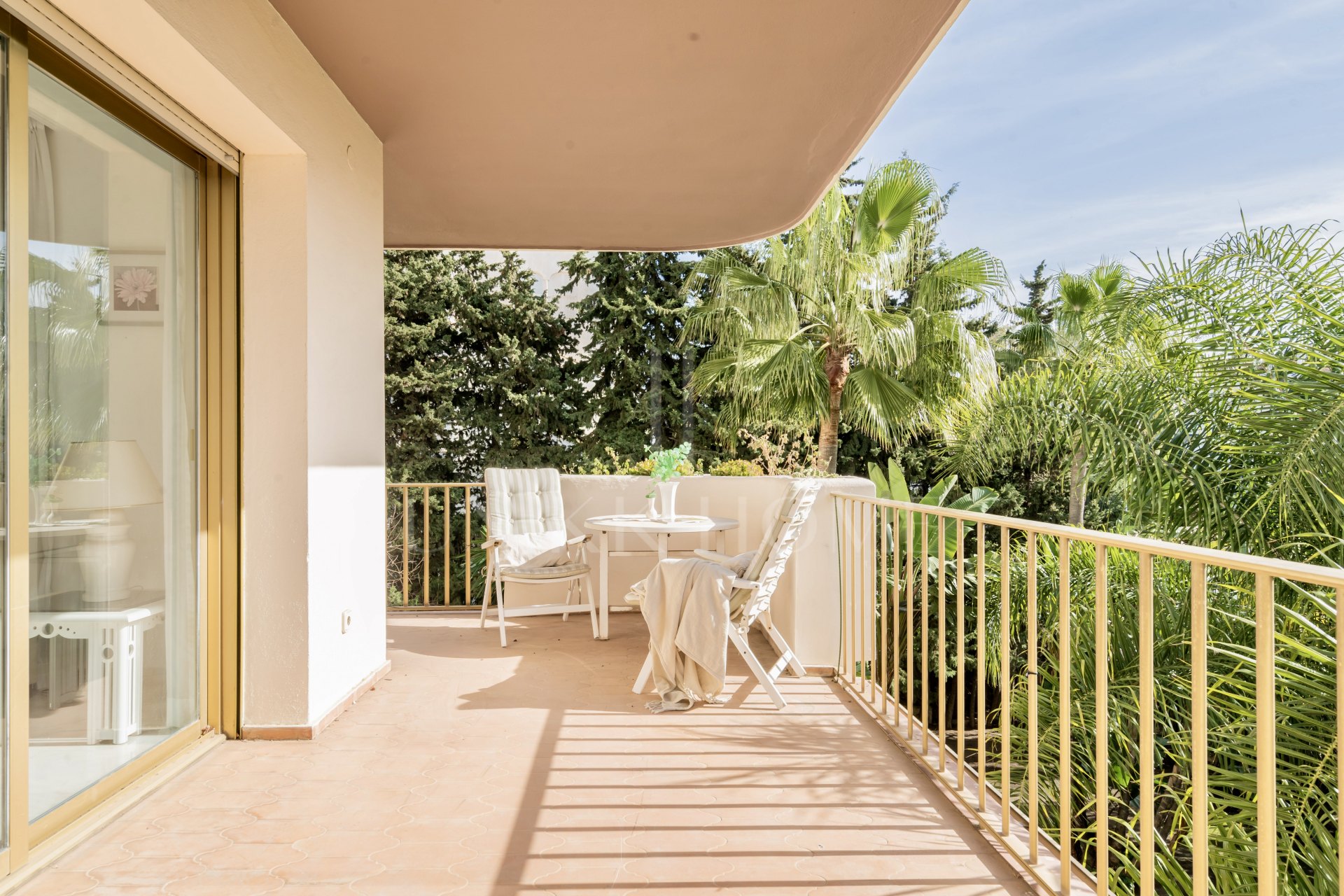 Two-Bedroom Apartment in Prime Nueva Andalucia Location