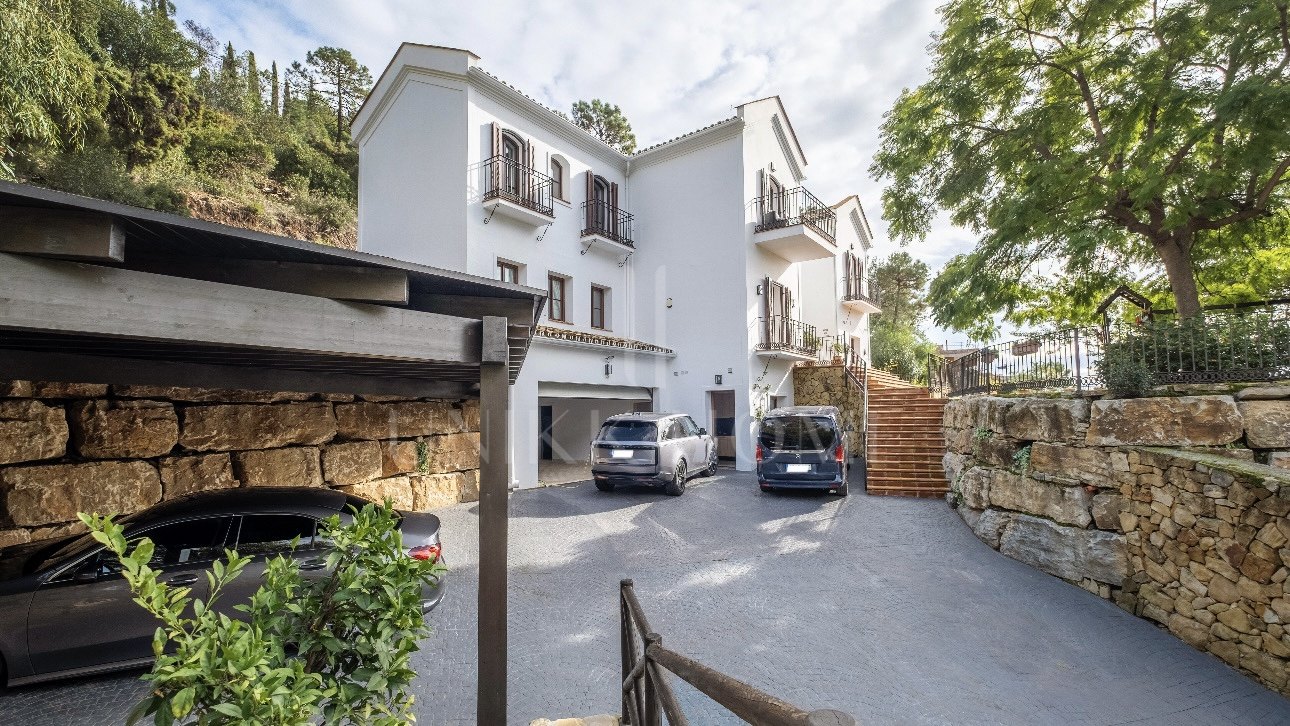 Timeless Luxury Villa in El Madroñal