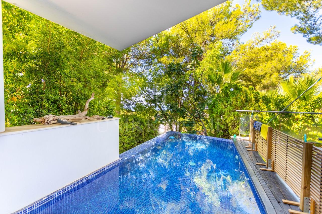 Villa independiente con piscina privada y vistas al mar, colinas de Meisho, Sierra Blanca