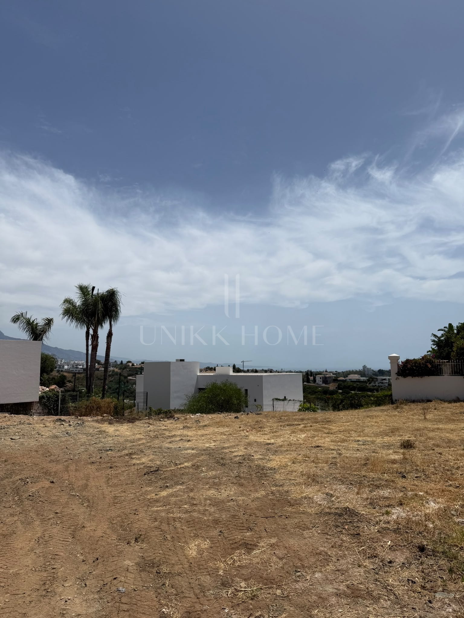 Prime Building Plot in Los Flamingos, Benahavís
