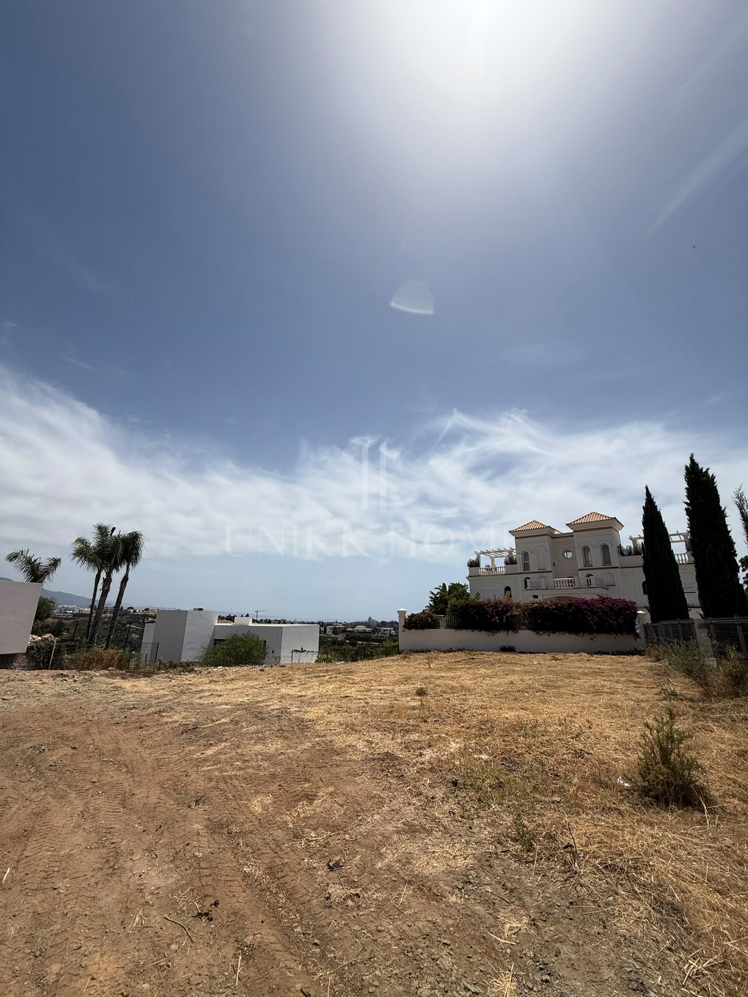 Prime Building Plot in Los Flamingos, Benahavís