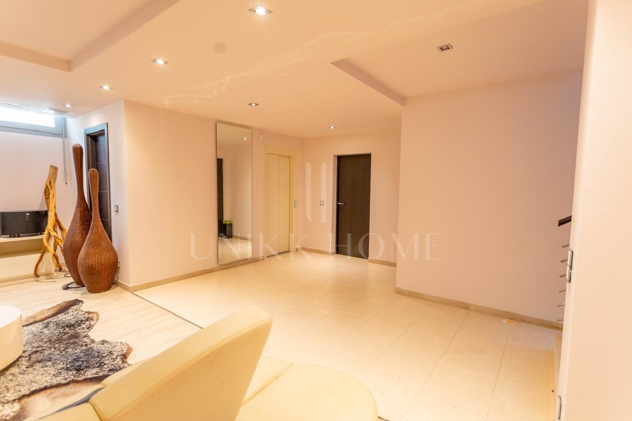 Villa independiente con piscina privada y vistas al mar, colinas de Meisho, Sierra Blanca
