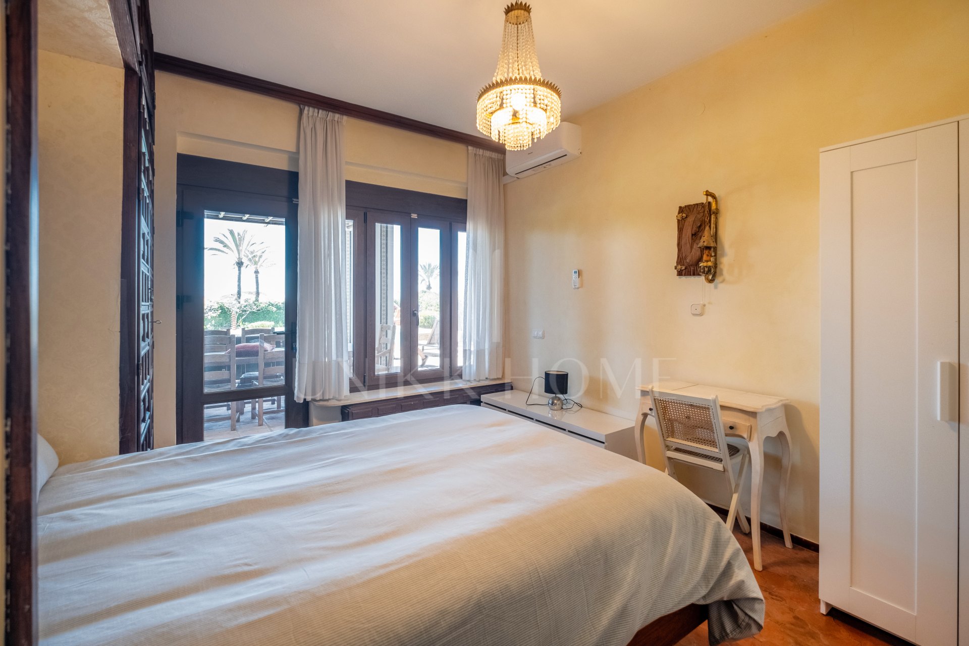 Seafront Villa for Summer Rentals