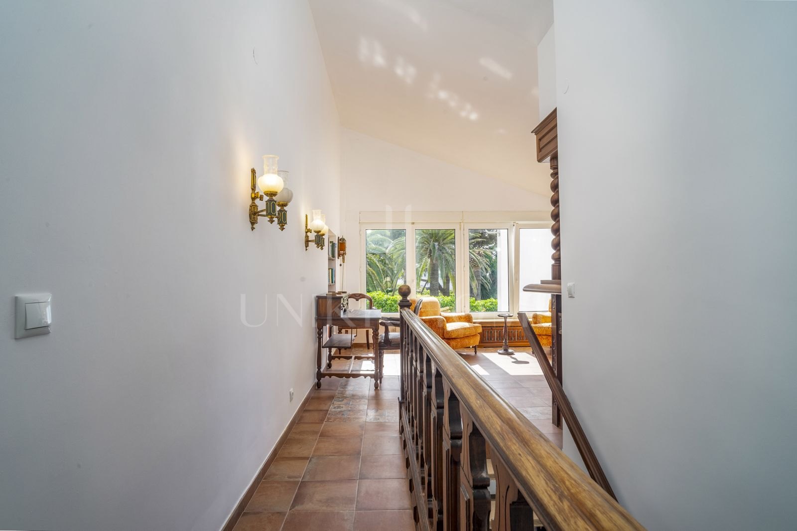 Seafront Villa for Summer Rentals