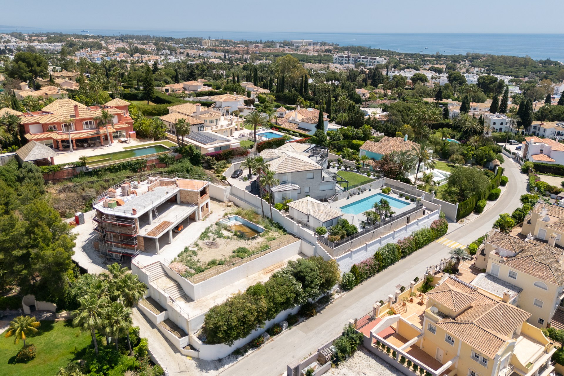 Villa Hortensia – Elegante Villa con vistas panorámicas al mar en El Paraíso