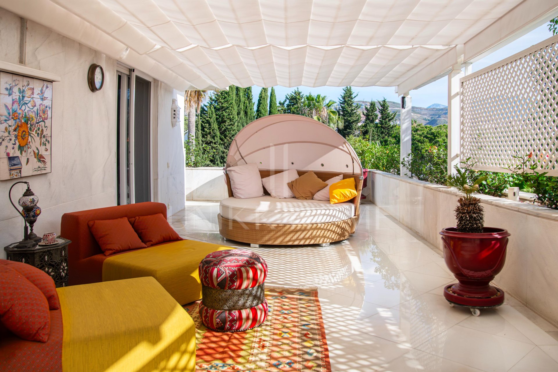 Duplex Penthouse Los Granados Golf, Nueva Andalucía