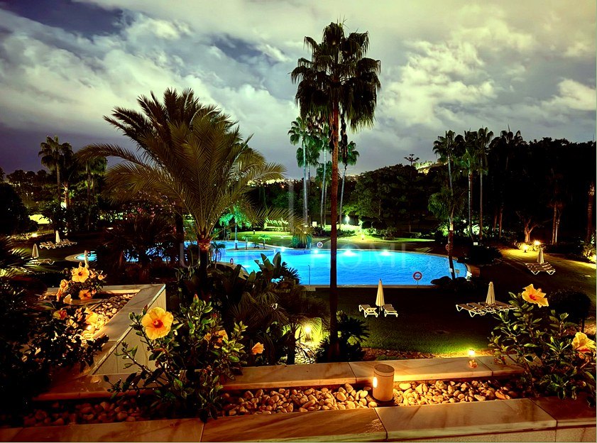 Ático Dúplex en Los Granados Golf, Nueva Andalucía