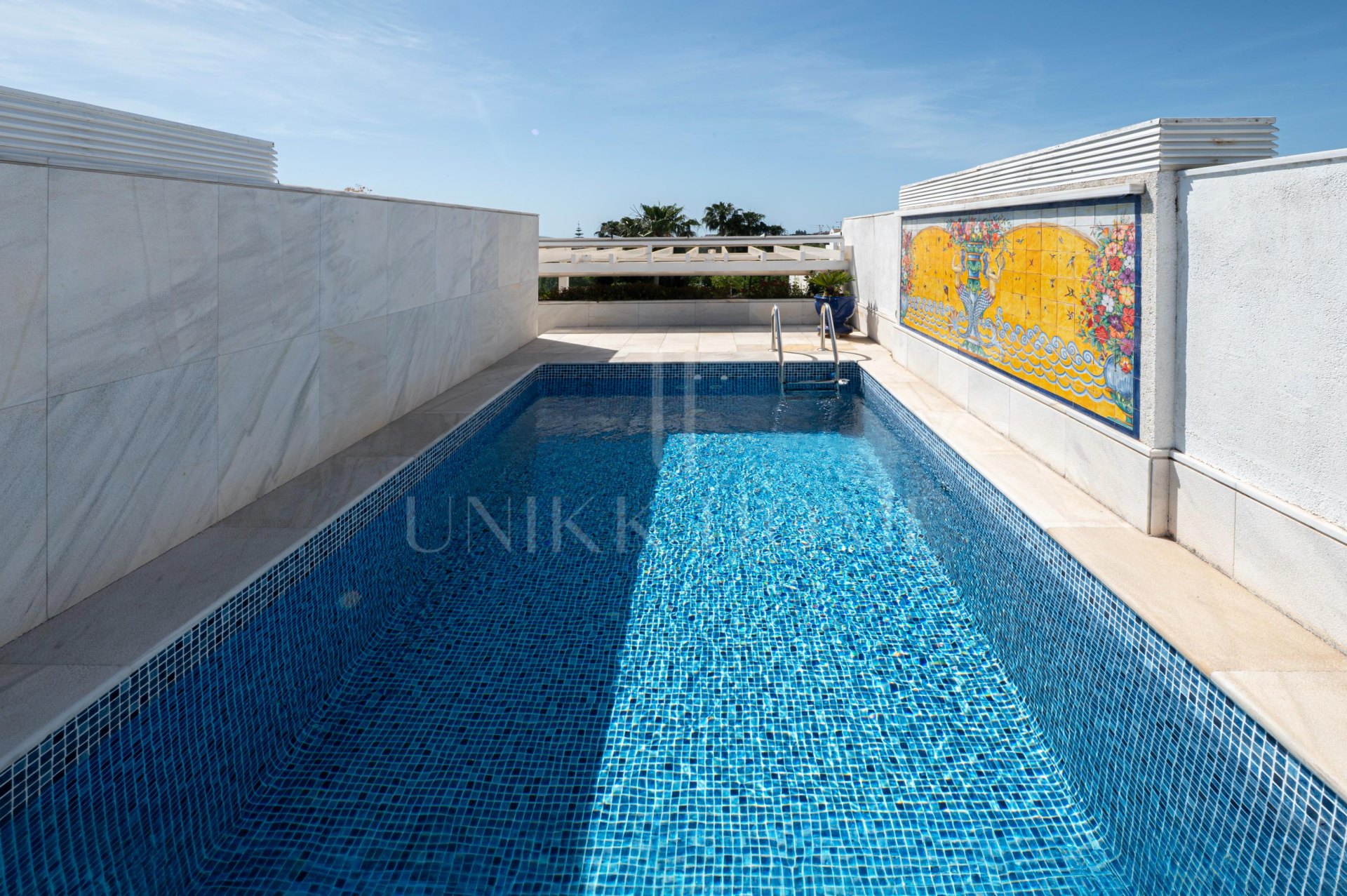 Duplex Penthouse Los Granados Golf, Nueva Andalucía
