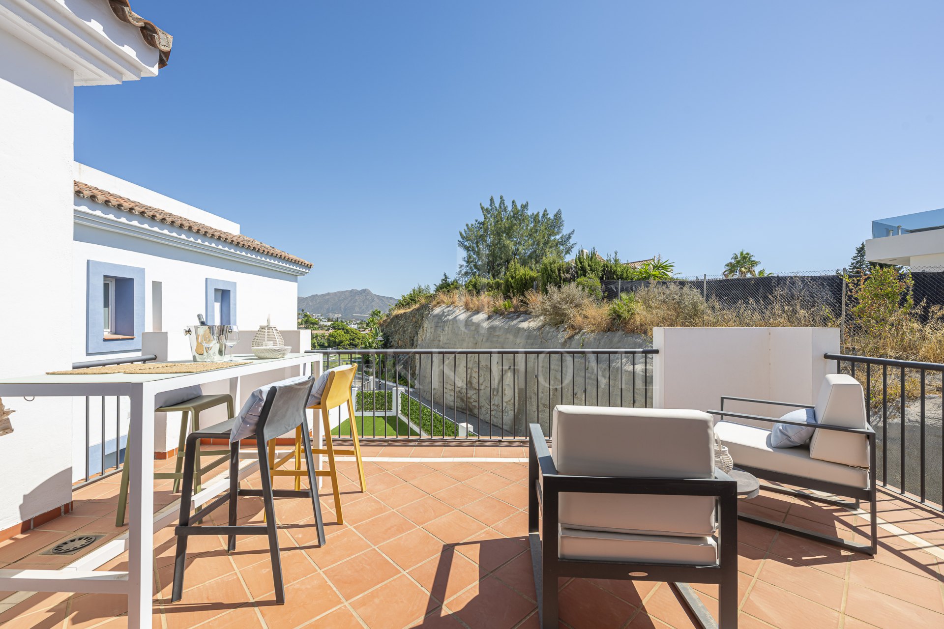 Exclusive 3-Bedroom Penthouse in Paraíso Pueblo – Benahavís