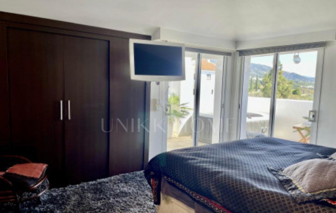 Stylish Loft-Style Penthouse in Las Lomas del Marbella Club, On Marbella´s Golden Mile