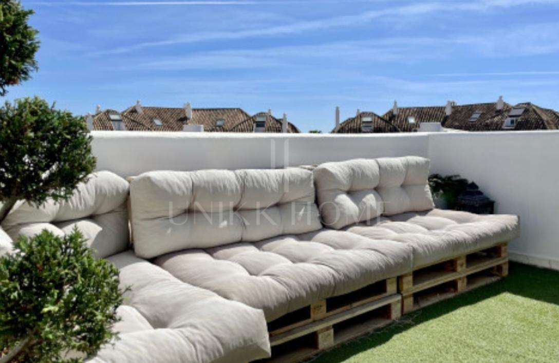 Stylish Loft-Style Penthouse in Las Lomas del Marbella Club, On Marbella´s Golden Mile