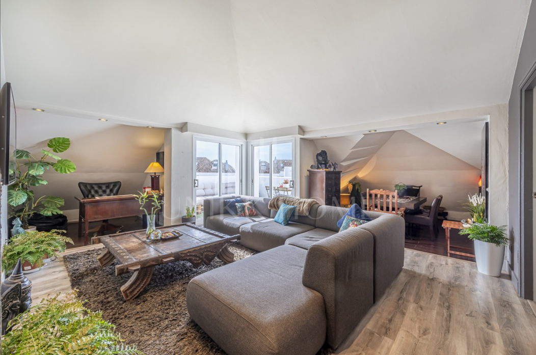 Stylish Loft-Style Penthouse in Las Lomas del Marbella Club, On Marbella´s Golden Mile