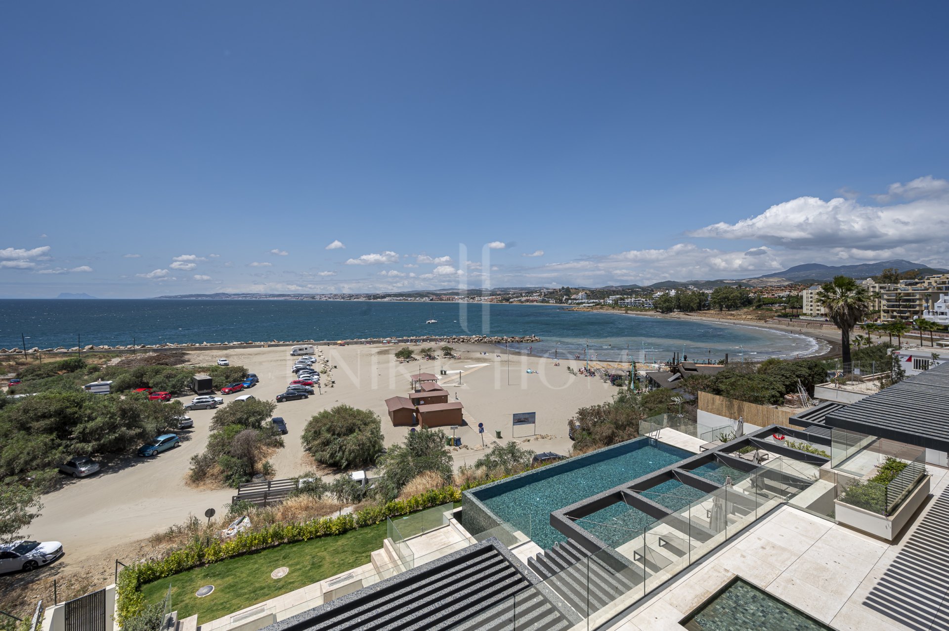 Luxury Beachfront Apartment with Panoramic Sea Views in Estepona