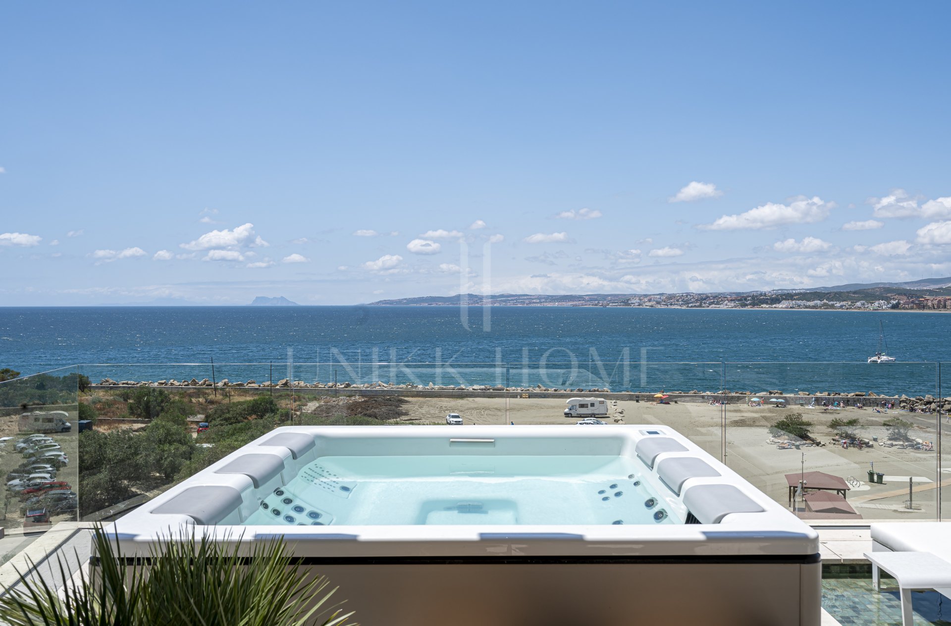 Luxury Beachfront Apartment with Panoramic Sea Views in Estepona