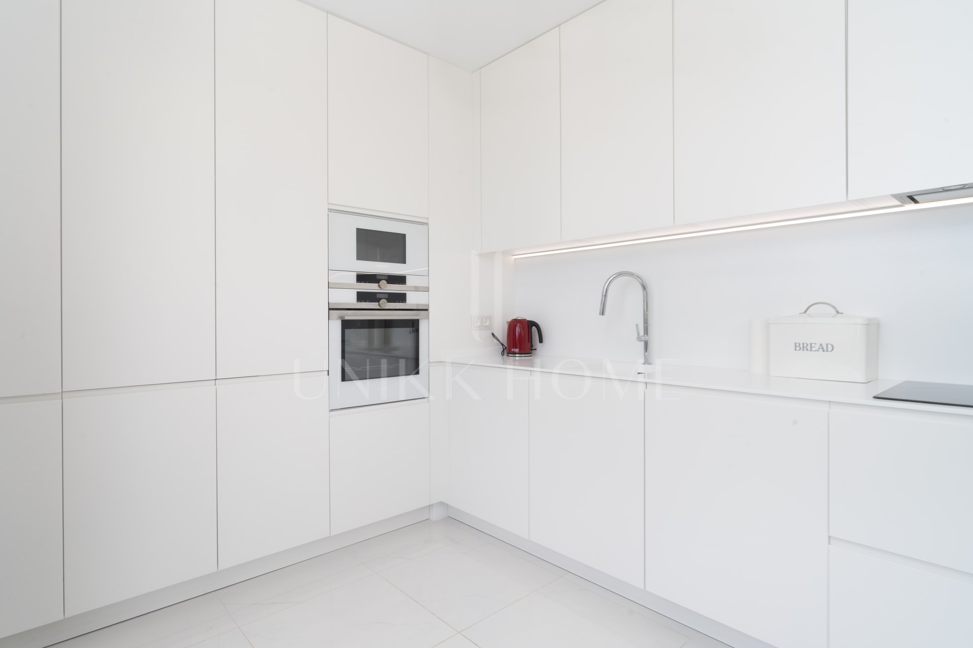 Ático duplex de lujo en Cataleya, Atalaya Golf, Estepona propiedad con 3 dormitorios en venta