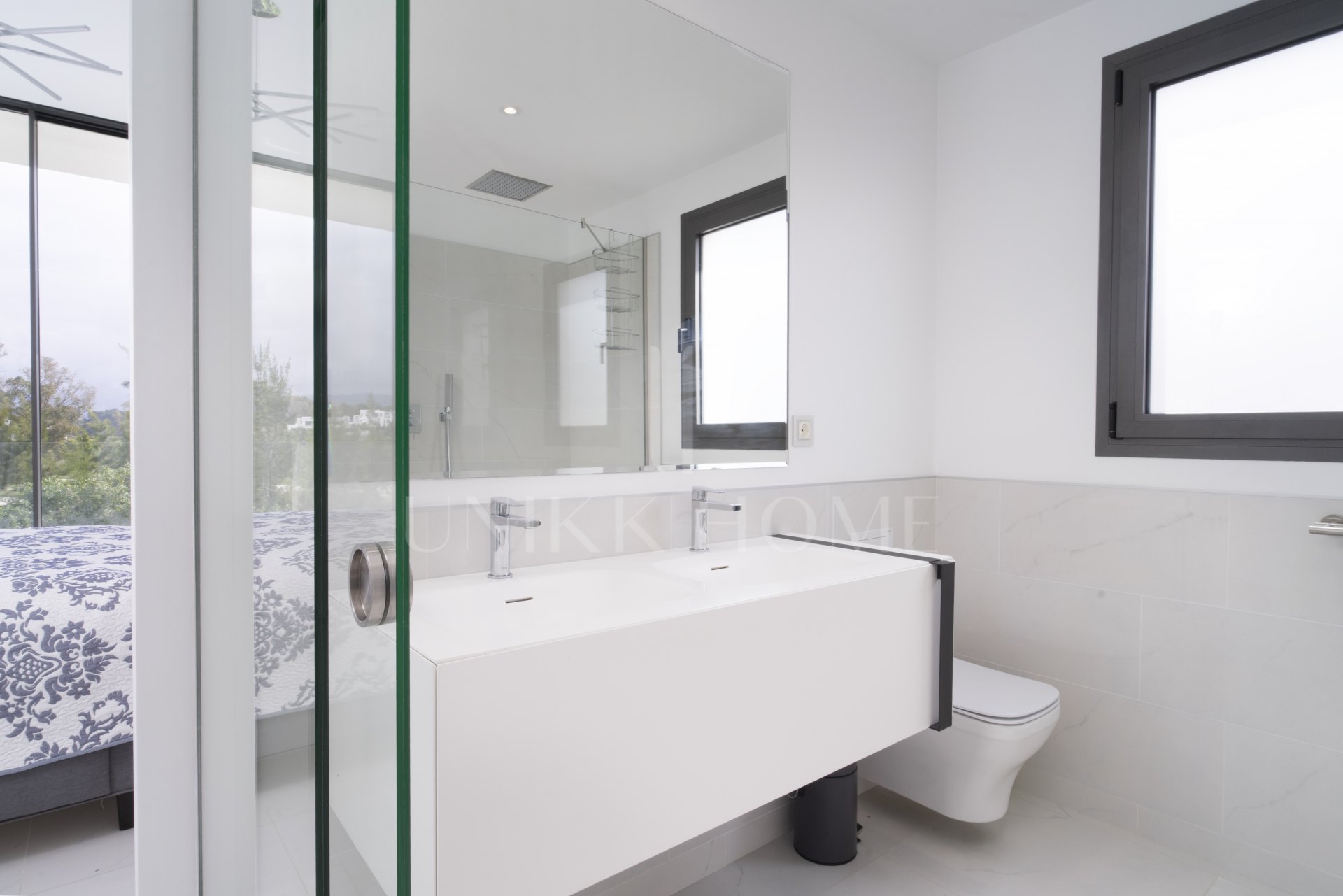 Ático duplex de lujo en Cataleya, Atalaya Golf, Estepona propiedad con 3 dormitorios en venta