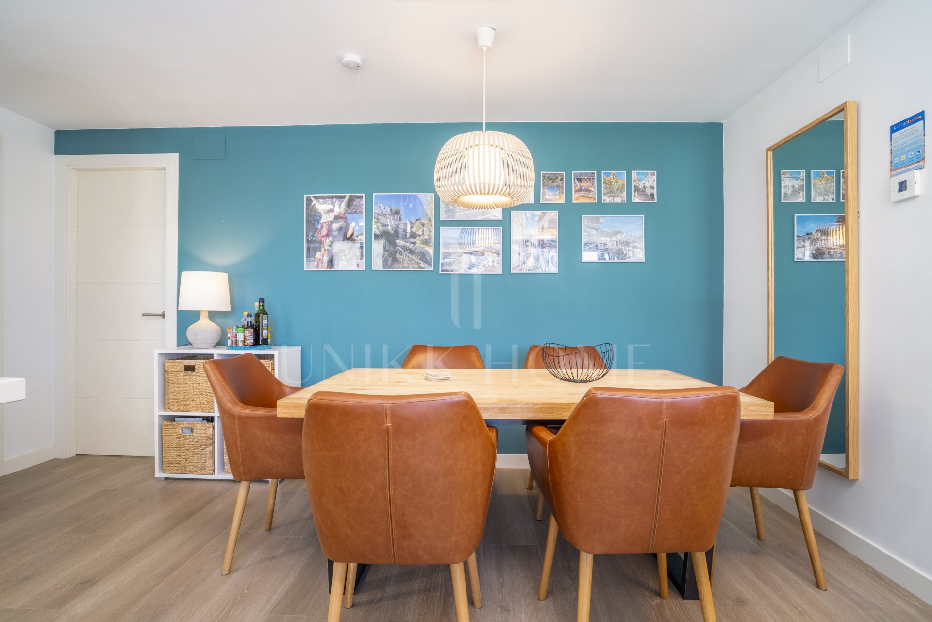 Apartamento moderno de 3 dormitorios en primera línea de golf en La Cala: a un paso del centro, la playa y todos los servicios