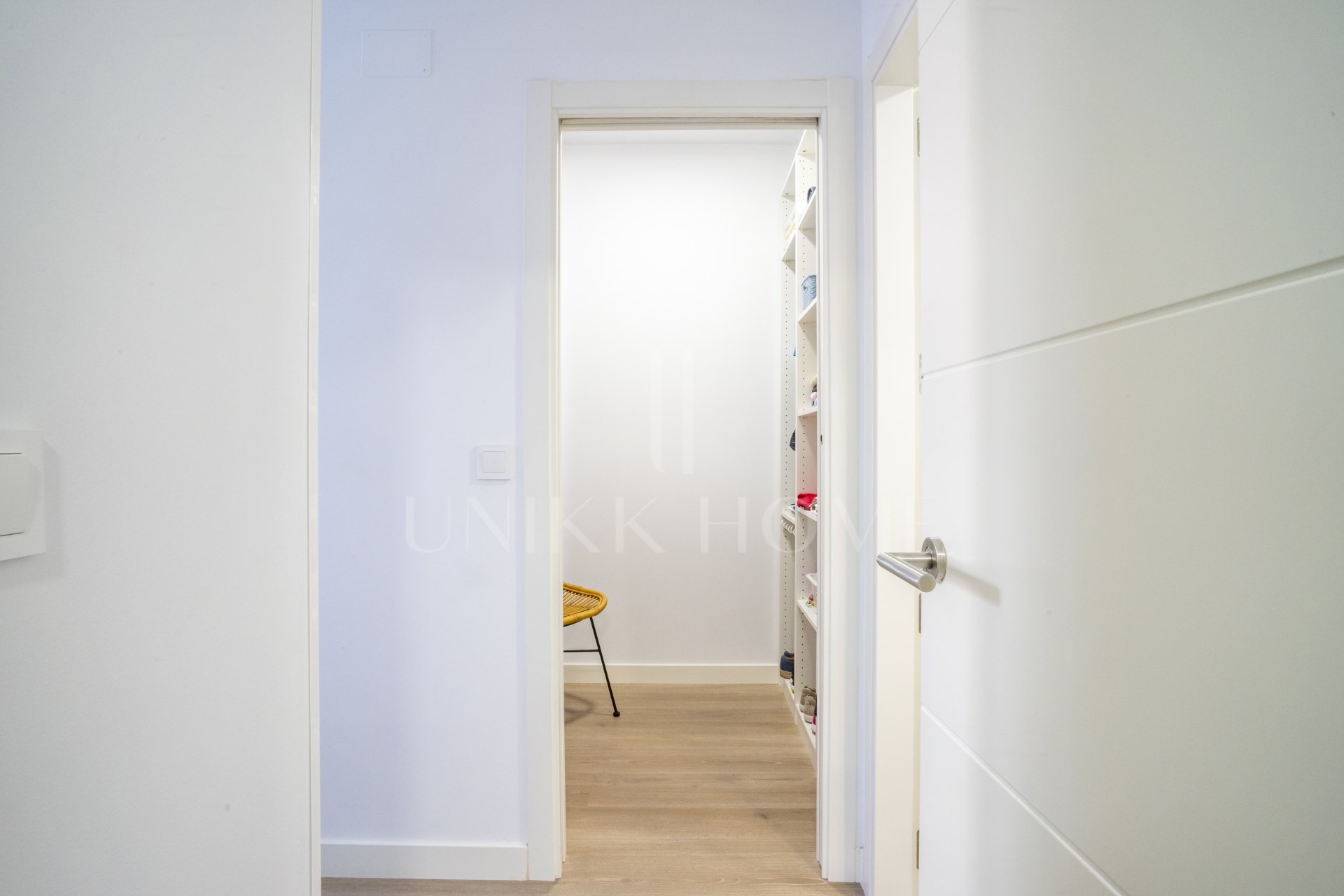 Apartamento moderno de 3 dormitorios en primera línea de golf en La Cala: a un paso del centro, la playa y todos los servicios