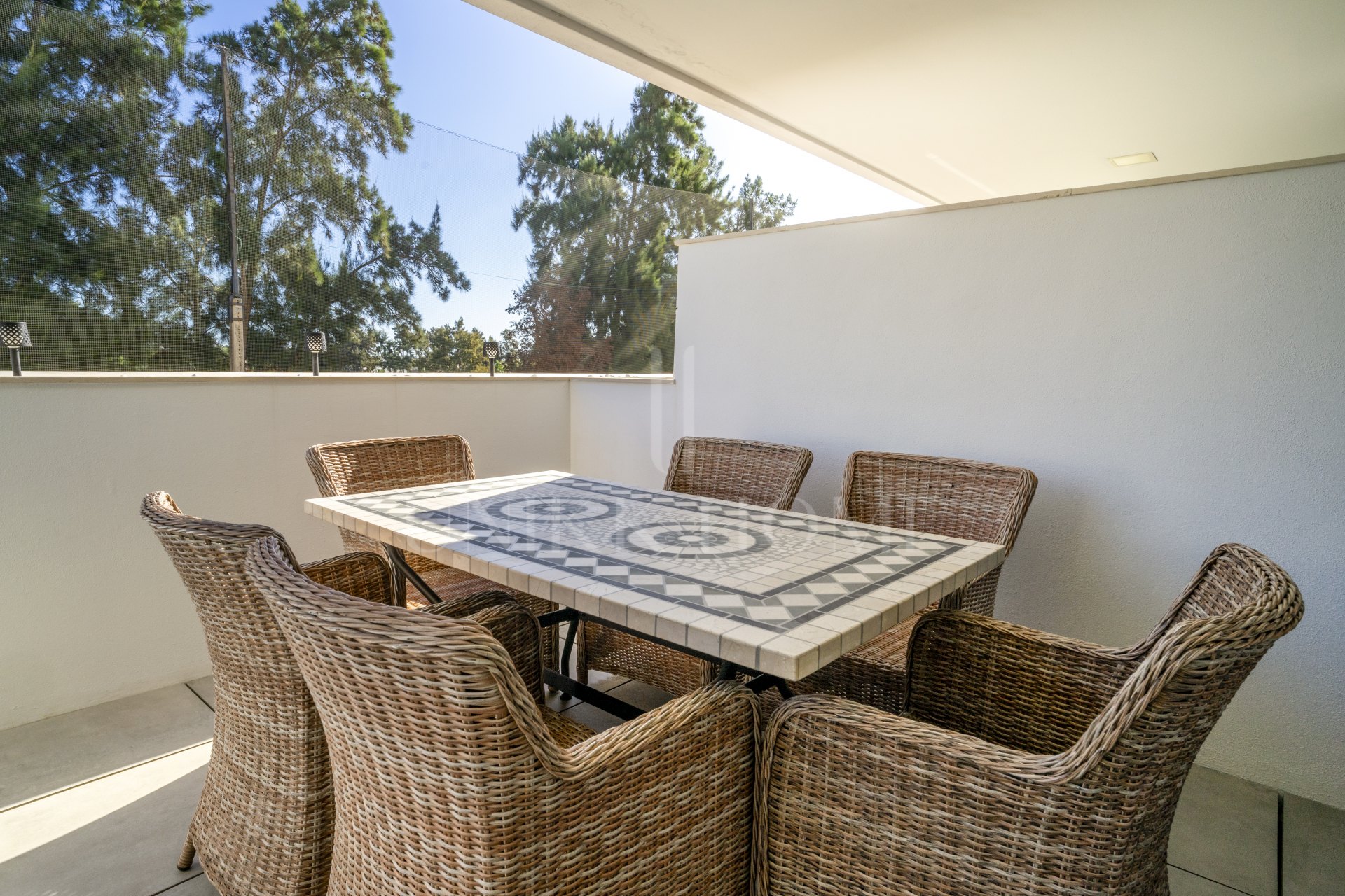 Apartamento moderno de 3 dormitorios en primera línea de golf en La Cala: a un paso del centro, la playa y todos los servicios