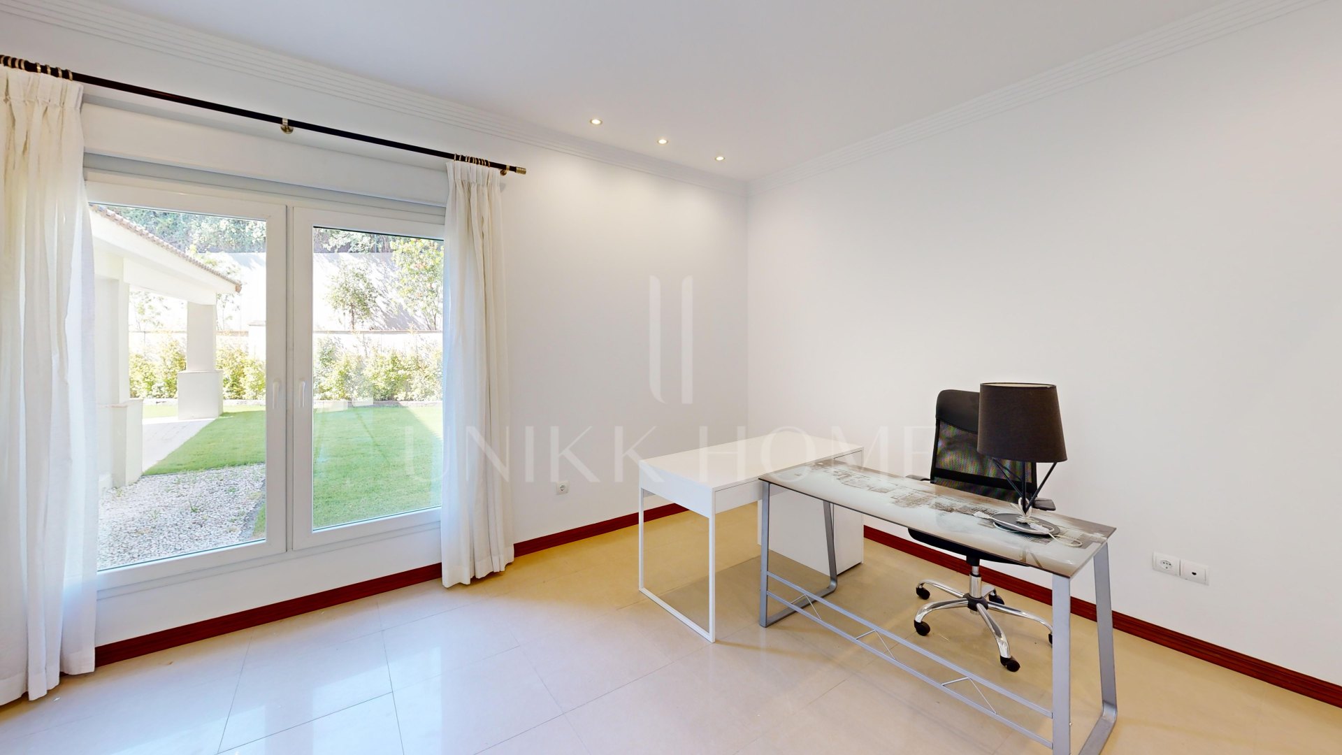 Charming 6-Bedroom Detached Villa in Sotogrande Costa