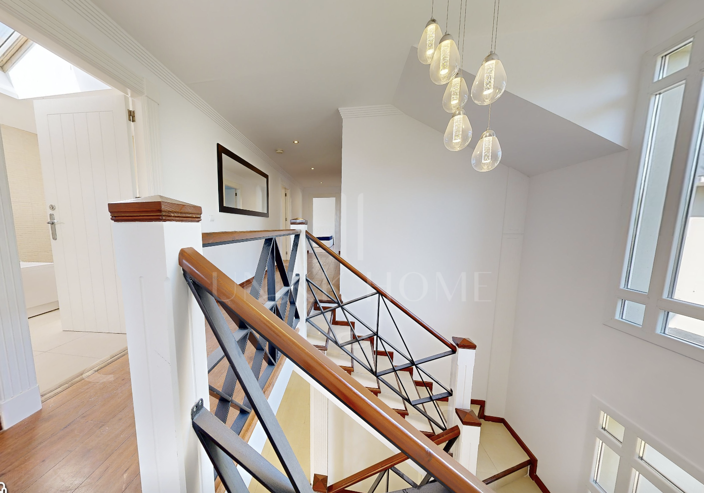 Charming 6-Bedroom Detached Villa in Sotogrande Costa