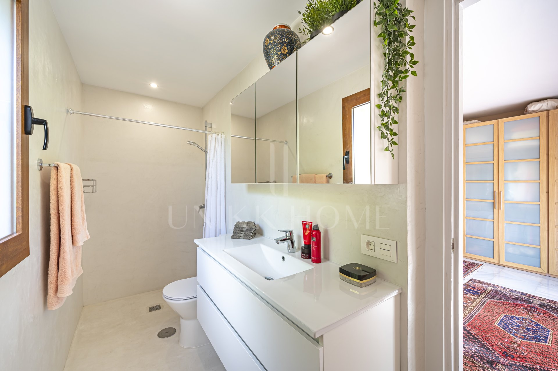 Spacious 2 Bedroom Apartment in Las Colinas - Benahavis