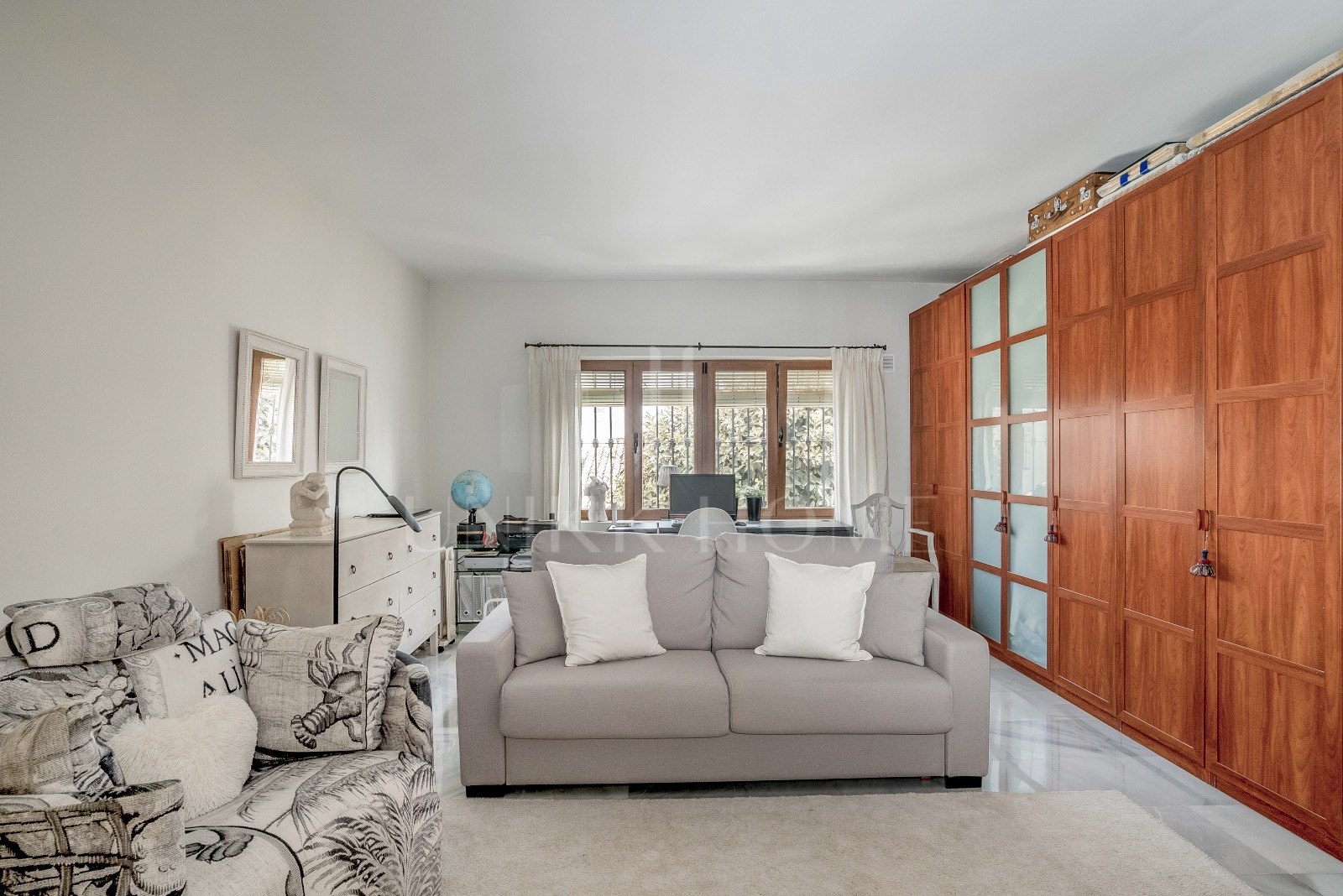 Spacious 2 Bedroom Apartment in Las Colinas - Benahavis