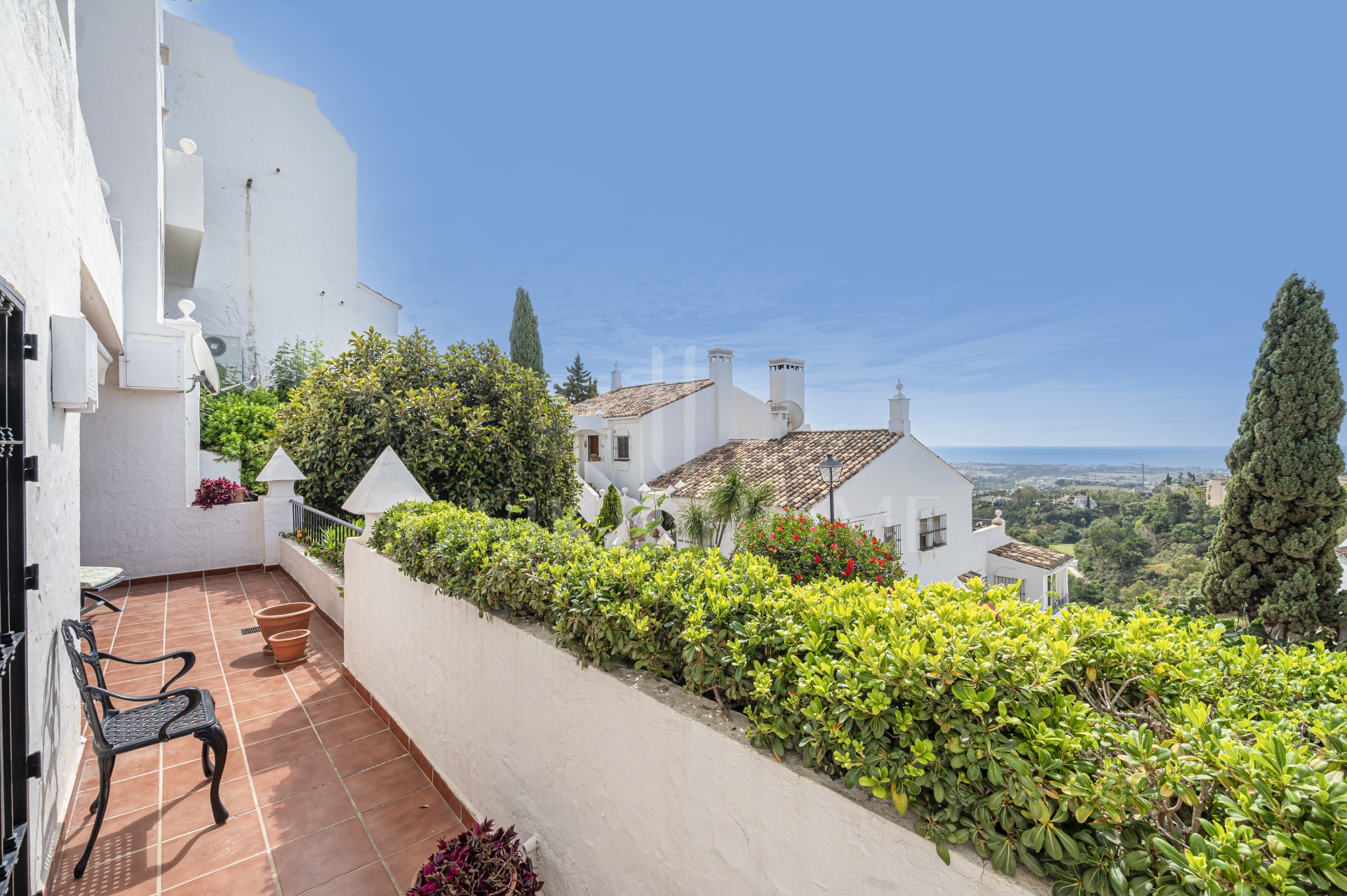 Spacious 2 Bedroom Apartment in Las Colinas - Benahavis
