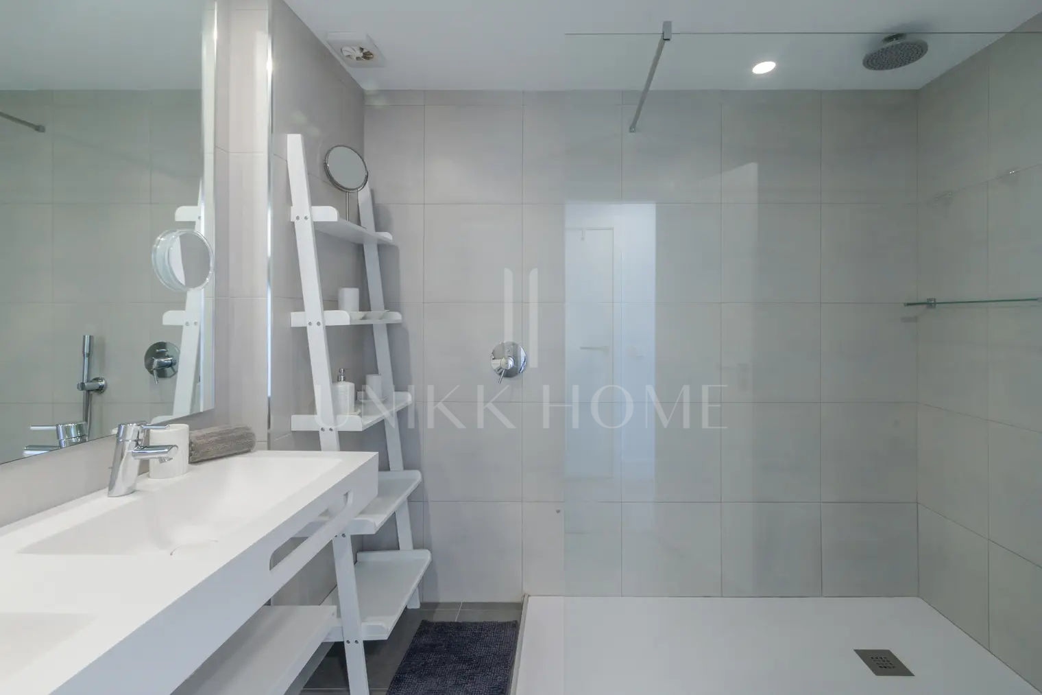 Elegante adosado 3 dormitorios en venta o alquiler vacacional – Sunset Resina Golf, Estepona