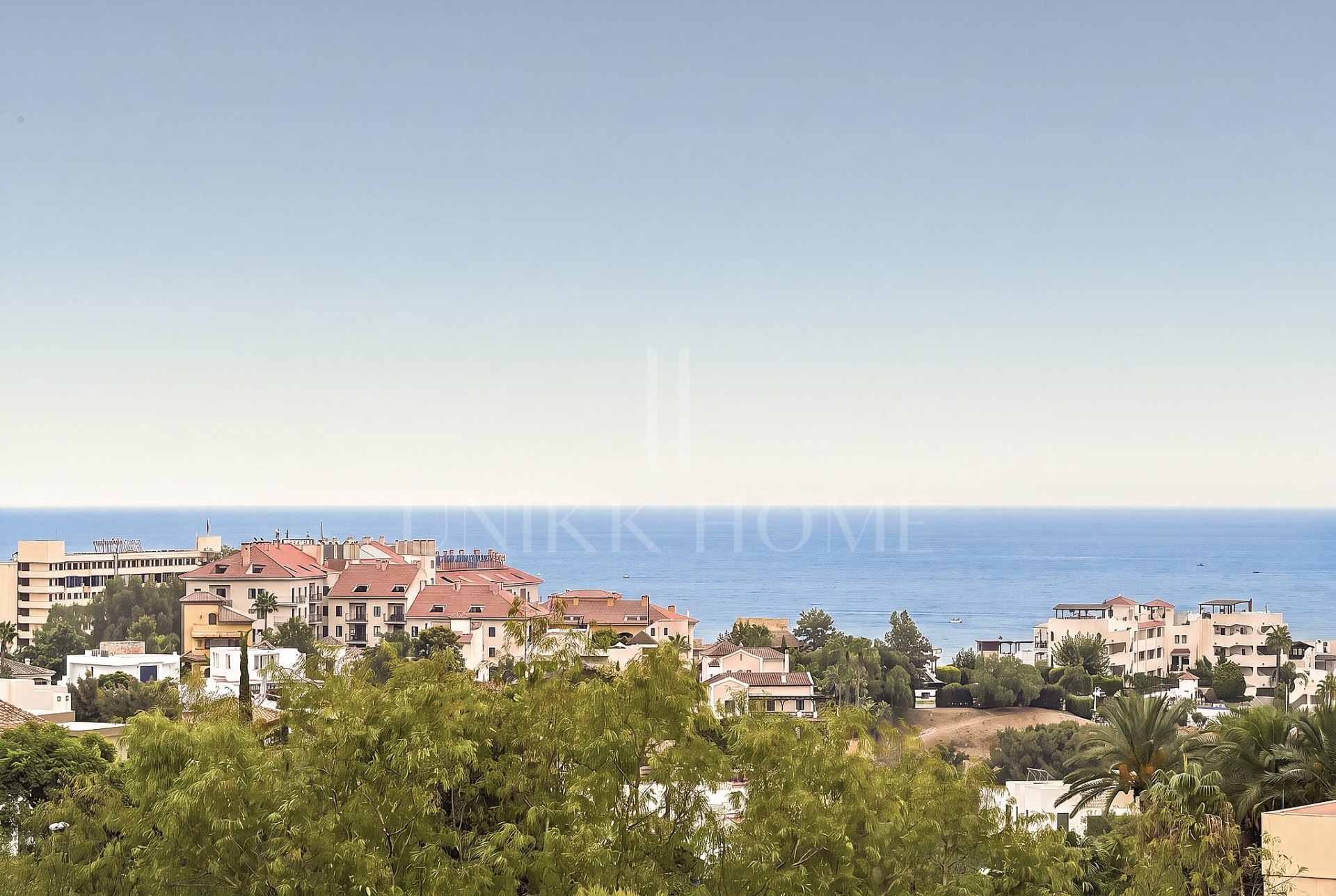 Beautiful 3-Bedroom Top Floor Apartment with Golf, Sea & Mountain Views – Golf Resort Torrequebrada