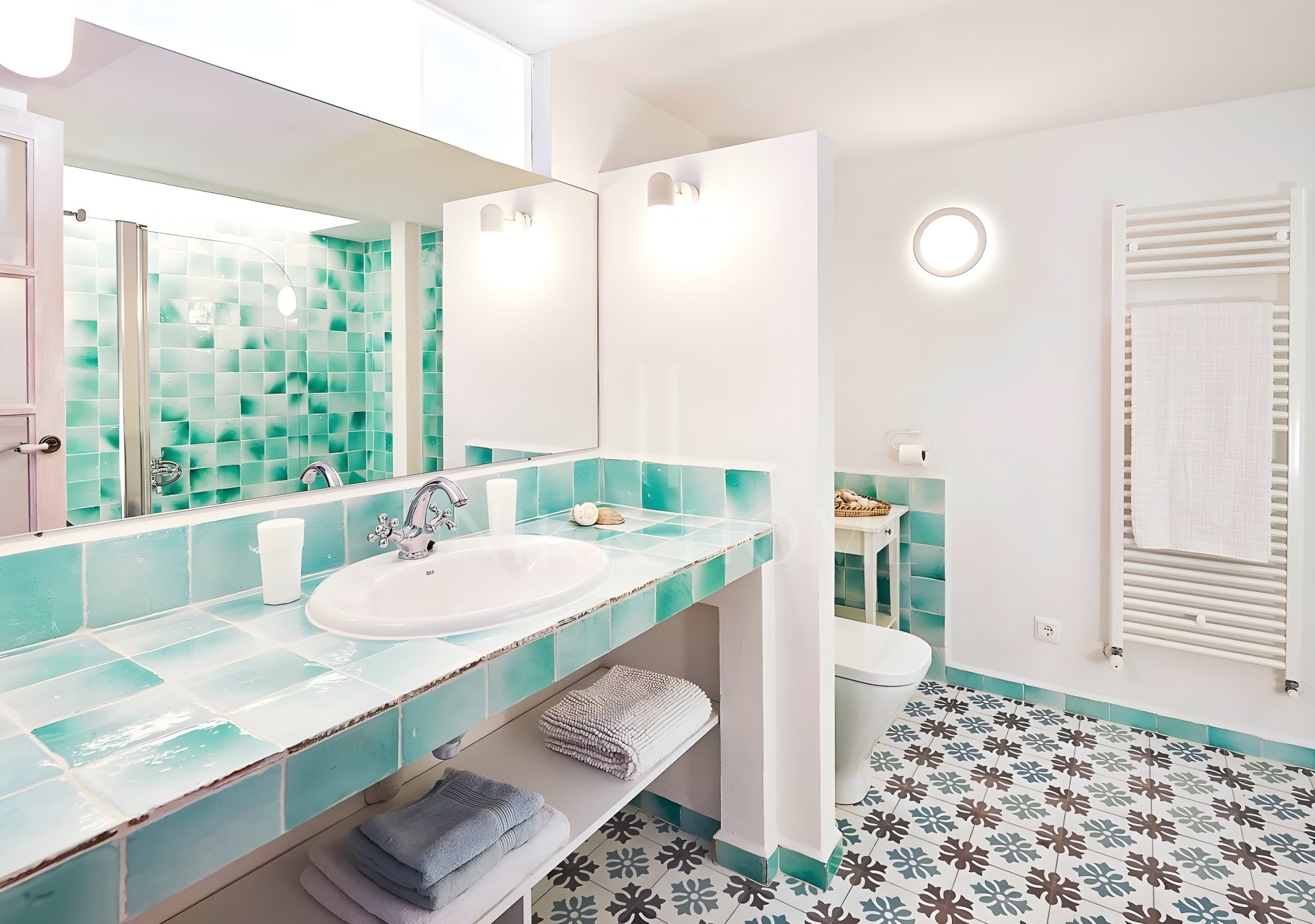 Hotel for sale in Gaucin